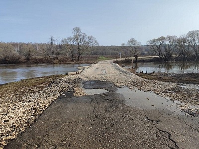 Пара освободила мост в Сапожковском округе