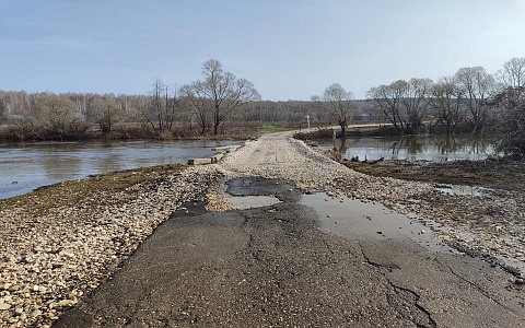 Пара освободила мост в Сапожковском округе