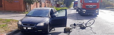 В Горроще водительница Ford Focus сбила 80-летнего велосипедиста - 62ИНФО В Горроще водительница Ford Focus сбила 80-летнего велосипедиста