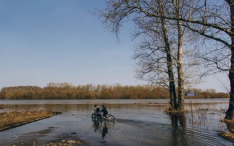 Вода в Оке продолжает подниматься