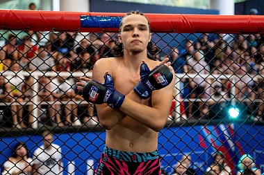 В рязанском Лесопарке прошёл турнир ММА «Битва за Рязань»