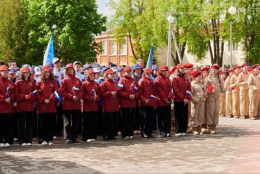 В Шилове зажгли Вечный огонь от пламени у монумента Победе в Рязани - 62ИНФО В Шилове зажгли Вечный огонь от пламени у монумента Победе в Рязани