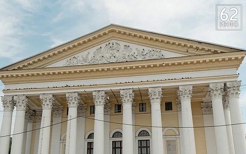 Рязанский театр драмы поставил «Историю кота-убийцы» (6+)