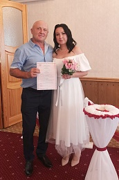 Рязанский ЗАГС показал фото свадеб июля-2023