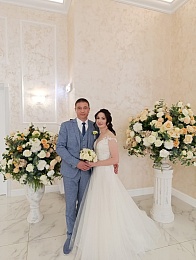 Стильные невесты, эффектные женихи: рязанцам показали самые яркие свадьбы лета