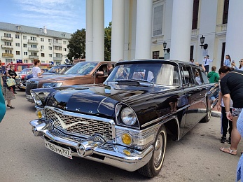 В Рязани работает выставка ретроавтомобилей ГАИ