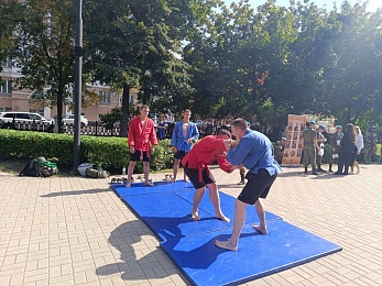 В Рязани прошел патриотический праздник в сквере Маргелова
