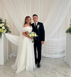 Лето любви: Рязанский ЗАГС показал фотосессии свадеб с июня по август