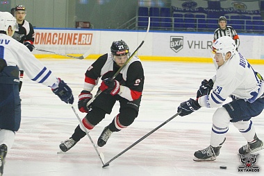 ХК «Рязань» проиграл тамбовским дебютантам, перебросав их в полтора раза - 62ИНФО ХК «Рязань» проиграл тамбовским дебютантам, перебросав их в полтора раза