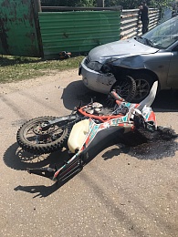 Пенсионер на иномарке сбил подростка на мотоцикле под Рязанью