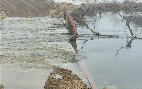 В Михайловском районе затопило участок дороги