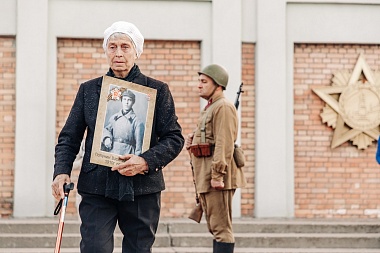 На Скорбященском мемориале Рязани зажгли «Свечи памяти» в час начала Великой Отечественной