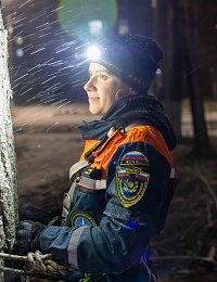 Волонтеры МСО РязГМУ "Salus" сняли с гнилого дерева замерзшего кота