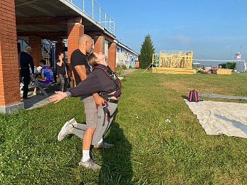 Отдых для отчаянных в Рязани: впечатления от первого прыжка с парашютом