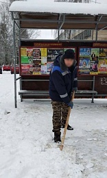 В Рязанской области к уборке снега привлекли осуждённых 