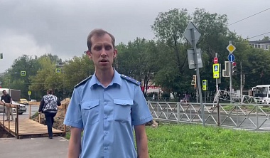 Прокуратура начала проверку после травмирования ребёнка на временном мосту