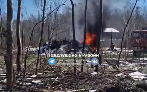 В Мурмине загорелся мусор