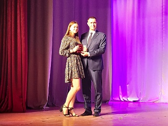 В Рязани в преддверии Дня медработника наградили будущих врачей