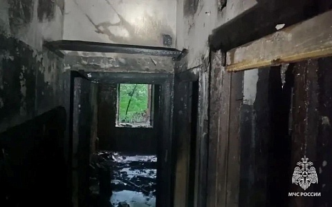 В Рязанской области горели многоквартирные дома, нежилое здание и три автомобиля
