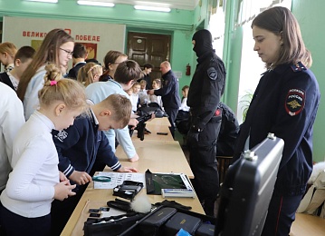 В рязанской школе №7 провели акцию «Рязань – наш безопасный дом»