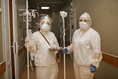 Год коронавируса в Рязани. Глава инфекционного отделения больницы имени Семашко — о первом пациенте, «плюсах» пандемии и рыбалке