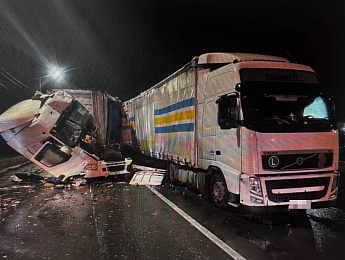 Полиция раскрыла подробности столкновения двух грузовиков на Восточном промузле - 62ИНФО Полиция раскрыла подробности столкновения двух грузовиков на Восточном промузле