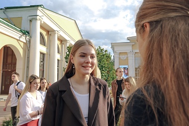 РГУ имени Есенина провёл праздничный концерт для первокурсников 2025 года