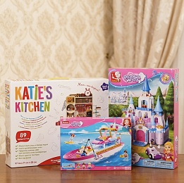 «Зелёный сад - наш дом» и Российский союз строителей исполнили мечты 4 детей