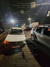 Две машины столкнулись при повороте на Недостоево под Рязанью