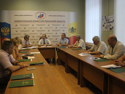 В подписных листах у двух кандидатов в губернаторы Рязанской области нашли недочёты