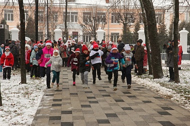 В Рязани забег Дедов Морозов собрал больше ста человек