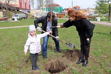 Мэр Елена Сорокина обсудила с жителями посёлков Качево и Мордасово ремонт дороги 