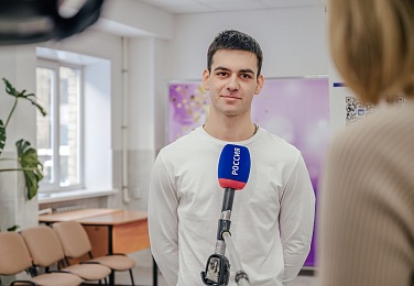 «Зелёный сад - наш дом» поздравил учащихся и преподавателей технологического колледжа с Днём студента