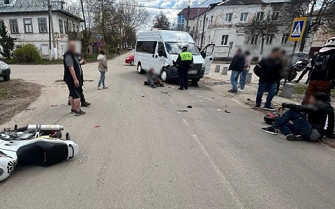 Водитель и пассажирка мотоцикла Honda пострадали в ДТП с автобусом в Касимове