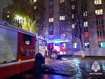 500 человек эвакуировали из-за пожара в общежитии РязГМУ