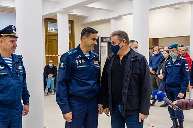 В Рязани на выборах в Госдуму проголосовал замминистра обороны Евкуров - 62ИНФО В Рязани на выборах в Госдуму проголосовал замминистра обороны Евкуров