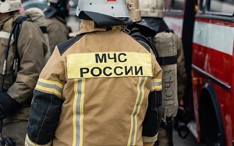 Ночной пожар в Михайлове тушили 20 человек