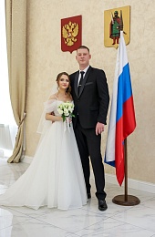 Огненные пары августа: Рязанский ЗАГС показал фото свадеб 