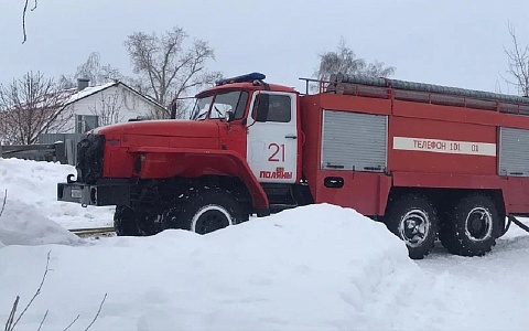 В Рязанском округе сгорел гараж