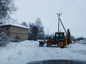 К расчистке снега в Рязанском округе привлечено около 50 машин