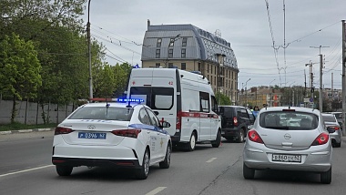 В центре Рязани столкнулись две легковые машины