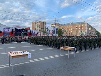 В Рязани встретили с парада Победы в Москве курсантов училища ВДВ