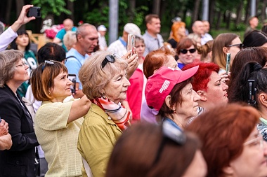 В Лесопарке концерт в День России собрал сотни рязанцев