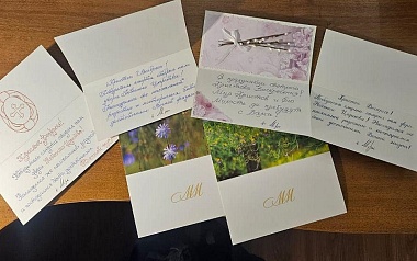 Фото рязанского митрополита Марка украсили открытки для раненых и онкобольных