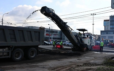 Борис Ясинский: работы на Московском шоссе идут по графику