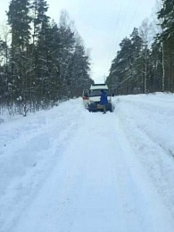 Под Рязанью пожарных отправили вытаскивать застрявшую в снегу «скорую»