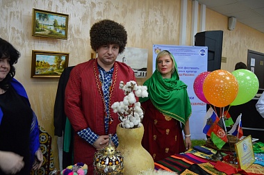 В Касимове прошёл фестиваль национальных культур - 62ИНФО В Касимове прошёл фестиваль национальных культур