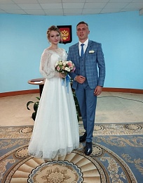 Рязанский ЗАГС показал фото свадеб июля-2023