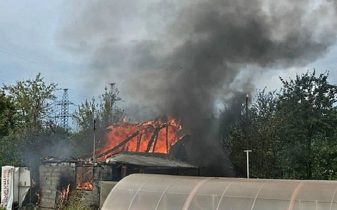 Под Пронском сгорел дачный дом