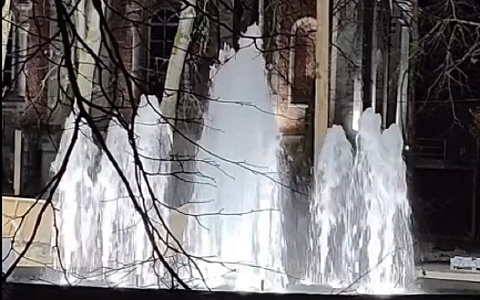 В Касимове испытывают фонтан